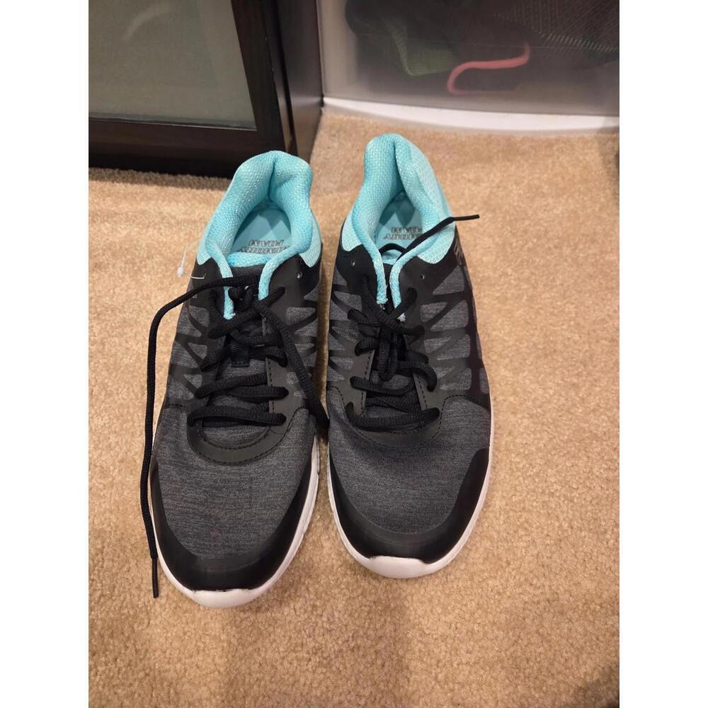 Fila teal black shoes size 8/ 39